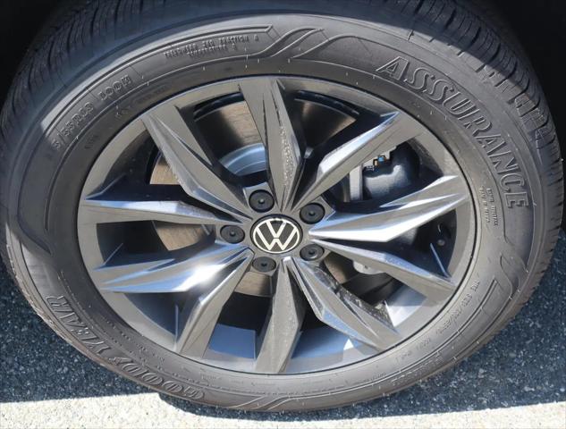 2024 Volkswagen Tiguan 2.0T SE