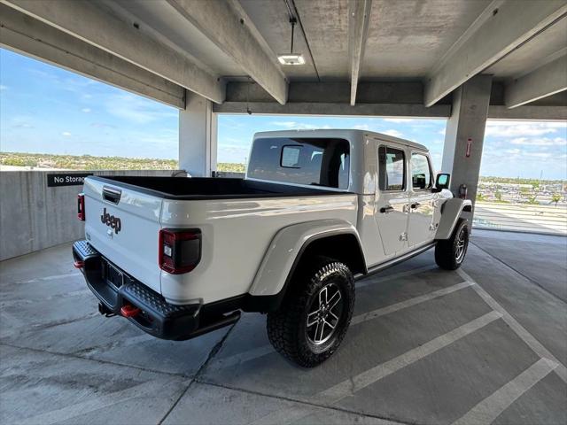 2024 Jeep Gladiator GLADIATOR MOJAVE X 4X4