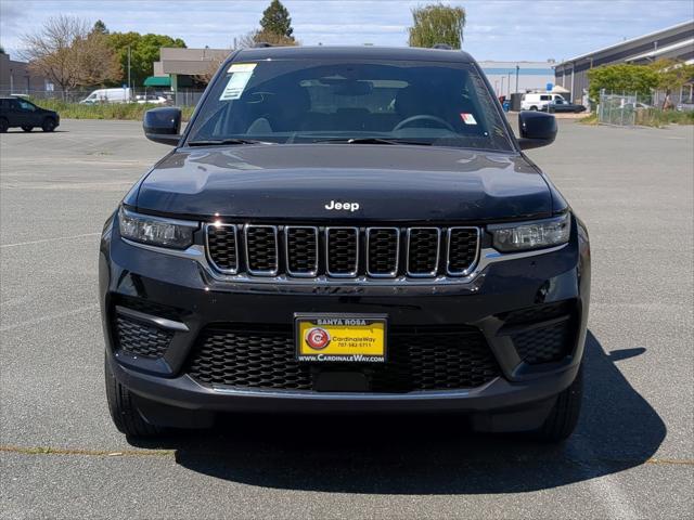 2024 Jeep Grand Cherokee GRAND CHEROKEE LAREDO X 4X4