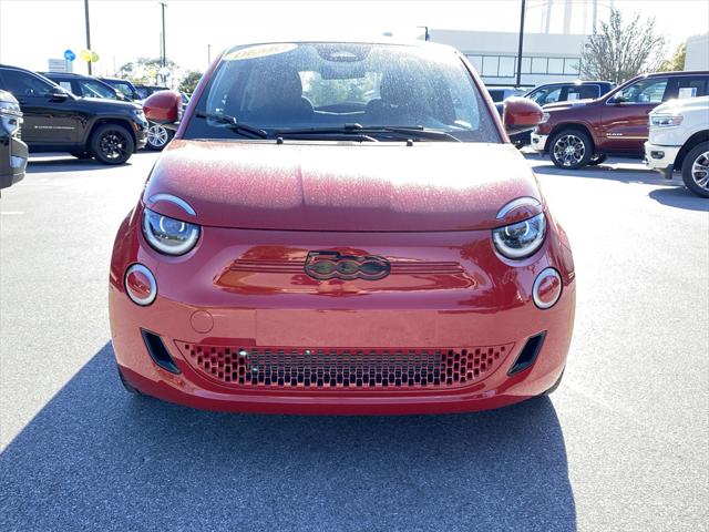 2024 Fiat FIAT 500e 500e INSPI(RED)