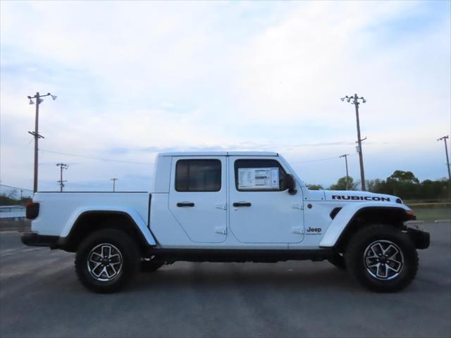 2024 Jeep Gladiator GLADIATOR RUBICON X 4X4