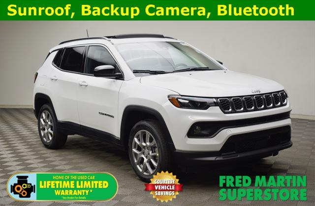 2024 Jeep Compass COMPASS LATITUDE LUX 4X4