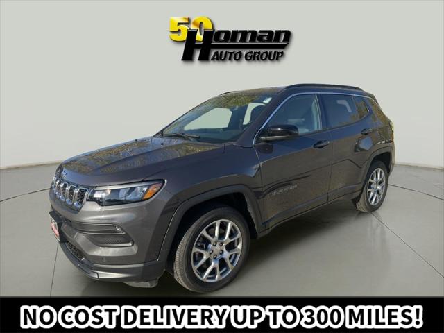 2024 Jeep Compass COMPASS LATITUDE LUX 4X4