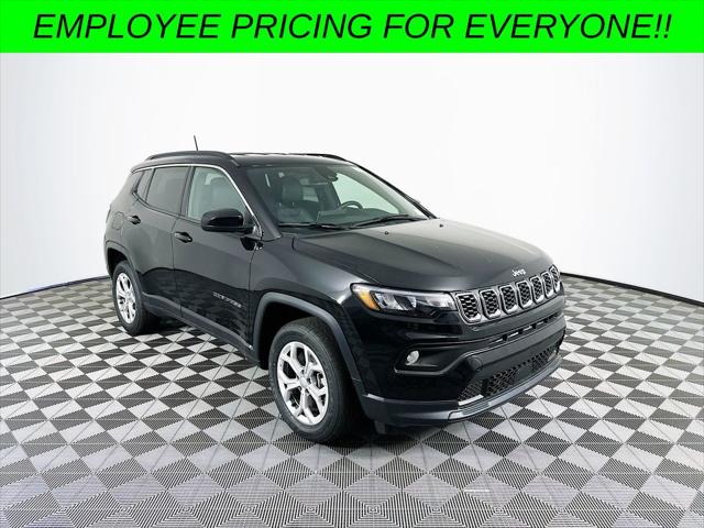 2024 Jeep Compass COMPASS LATITUDE 4X4