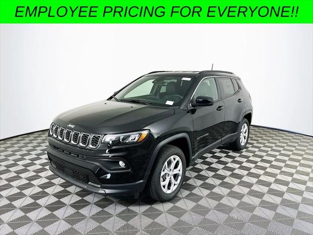 2024 Jeep Compass COMPASS LATITUDE 4X4