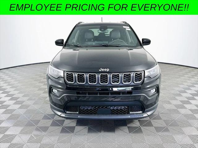 2024 Jeep Compass COMPASS LATITUDE 4X4