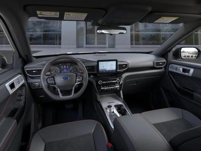 2024 Ford Explorer ST-Line