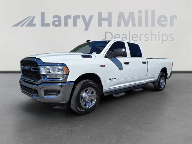 2022 RAM 2500 Tradesman Crew Cab 4x2 8 Box 2022 RAM 2500 Tradesman Crew Cab 4x2 8 Box