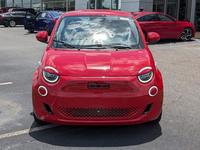 2024 Fiat FIAT 500e 500e INSPI(RED)
