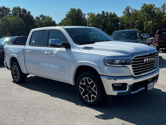 2025 RAM Ram 1500 RAM 1500 LARAMIE CREW CAB 4X4 57 BOX