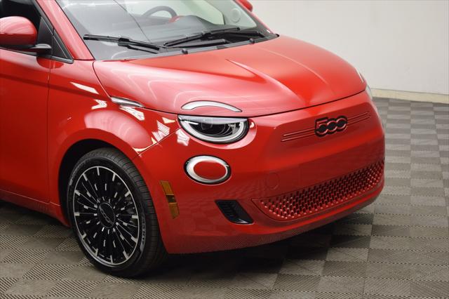 2024 Fiat FIAT 500e 500e INSPI(RED)