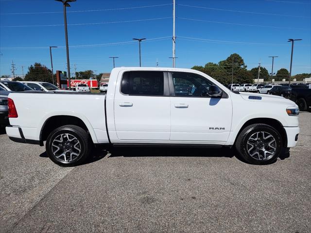 2025 RAM Ram 1500 RAM 1500 LARAMIE CREW CAB 4X4 57 BOX