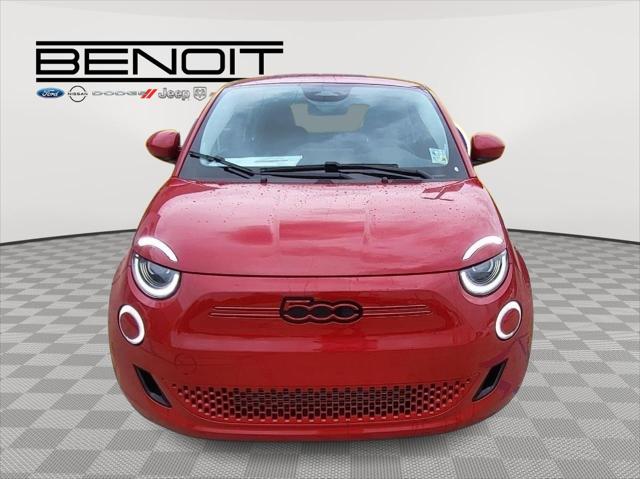 2024 Fiat FIAT 500e 500e INSPI(RED)