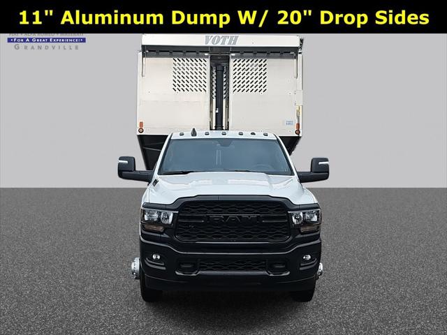 2024 RAM Ram 3500 Chassis Cab RAM 3500 TRADESMAN CHASSIS REGULAR CAB 4X4 84 CA 2024 RAM Ram 3500 Chassis Cab RAM 3500 TRADESMAN CHASSIS REGULAR CAB 4X4 84 CA