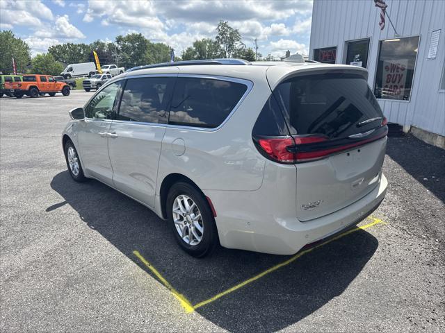 2021 Chrysler Pacifica Hybrid Touring L