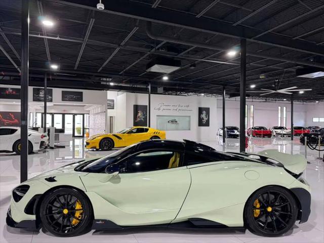 2021 McLaren 765LT Coupe