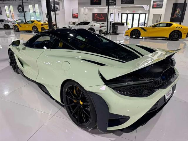 2021 McLaren 765LT Coupe