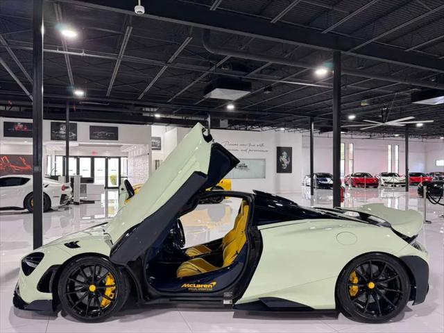 2021 McLaren 765LT Coupe