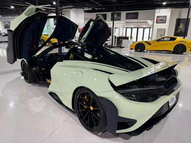 2021 McLaren 765LT Coupe