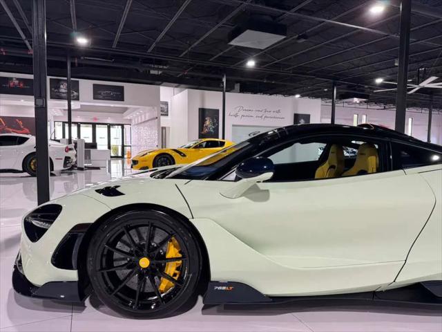 2021 McLaren 765LT Coupe