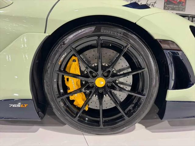 2021 McLaren 765LT Coupe