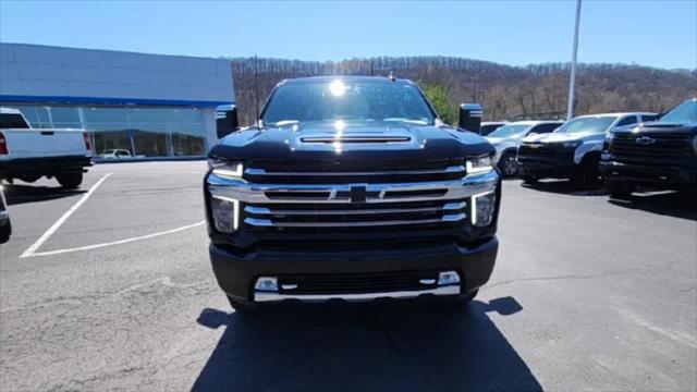2022 Chevrolet Silverado 2500HD 4WD Crew Cab Standard Bed High Country
