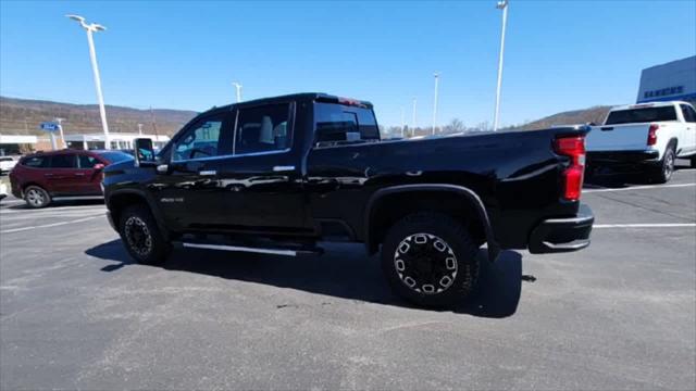 2022 Chevrolet Silverado 2500HD 4WD Crew Cab Standard Bed High Country