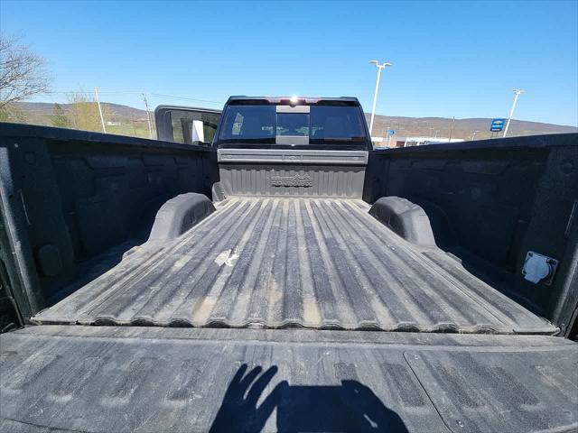 2022 Chevrolet Silverado 2500HD 4WD Crew Cab Standard Bed High Country