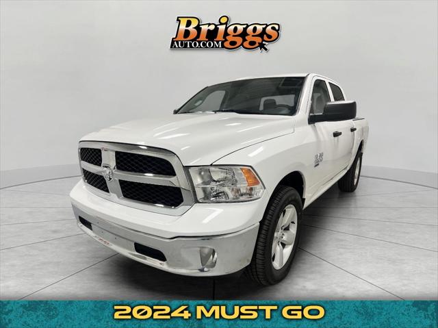 2024 RAM Ram 1500 Classic RAM 1500 CLASSIC TRADESMAN CREW CAB 4X2 57 BOX 2024 RAM Ram 1500 Classic RAM 1500 CLASSIC TRADESMAN CREW CAB 4X2 57 BOX