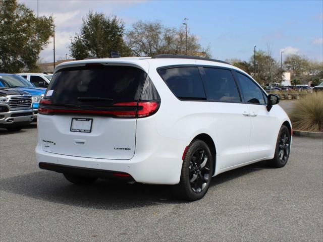 2024 Chrysler Pacifica PACIFICA LIMITED