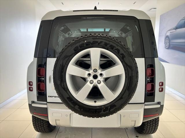 2024 Land Rover Defender 110 P300