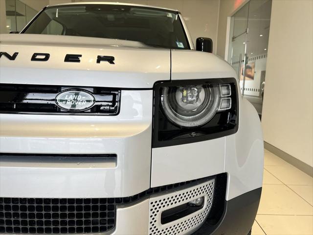 2024 Land Rover Defender 110 P300