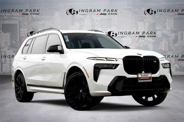 2023 BMW X7 M60i