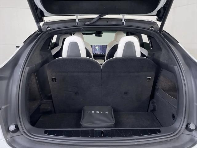 2022 Tesla Model X Plaid Tri Motor All-Wheel Drive