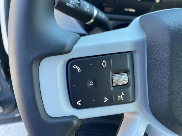 2024 Land Rover Defender 110 P500 SE