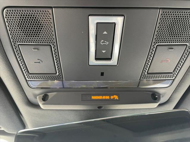 2024 Land Rover Defender 110 P500 SE