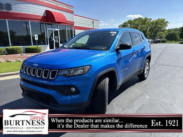 2024 Jeep Compass COMPASS LATITUDE 4X4