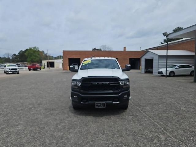 2024 RAM Ram 3500 Chassis Cab RAM 3500 TRADESMAN CREW CAB CHASSIS 4X4 60 CA