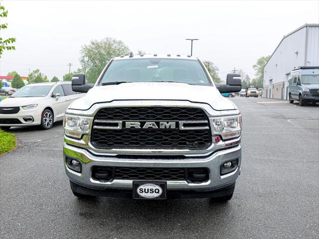 2024 RAM Ram 3500 Chassis Cab RAM 3500 TRADESMAN CREW CAB CHASSIS 4X4 60 CA