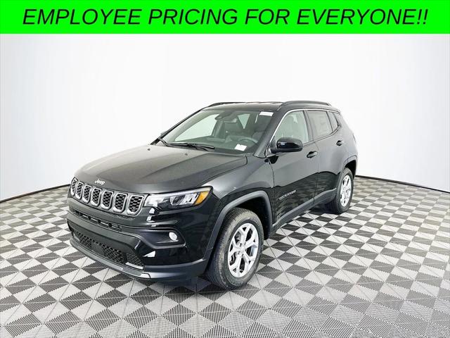 2024 Jeep Compass COMPASS LATITUDE 4X4