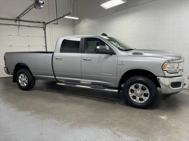 2022 RAM 3500 Big Horn Crew Cab 4x4 8 Box