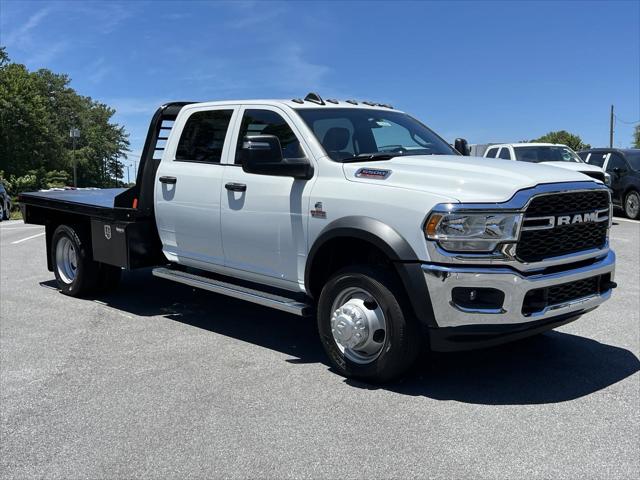 2024 RAM Ram 5500 Chassis Cab RAM 5500 TRADESMAN CHASSIS CREW CAB 4X4 60 CA