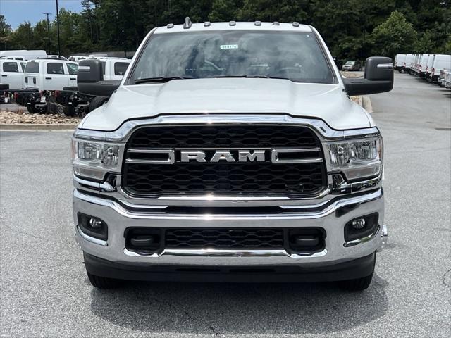 2024 RAM Ram 3500 Chassis Cab RAM 3500 TRADESMAN CREW CAB CHASSIS 4X4 60 CA