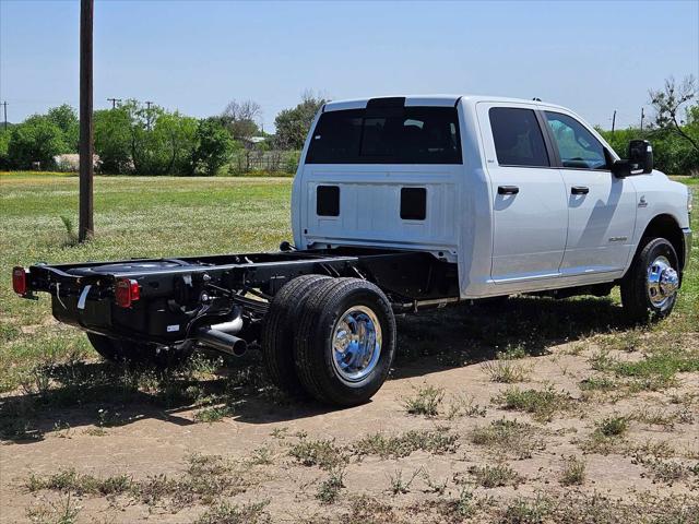 2024 RAM Ram 3500 Chassis Cab RAM 3500 SLT CREW CAB CHASSIS 4X4 60 CA