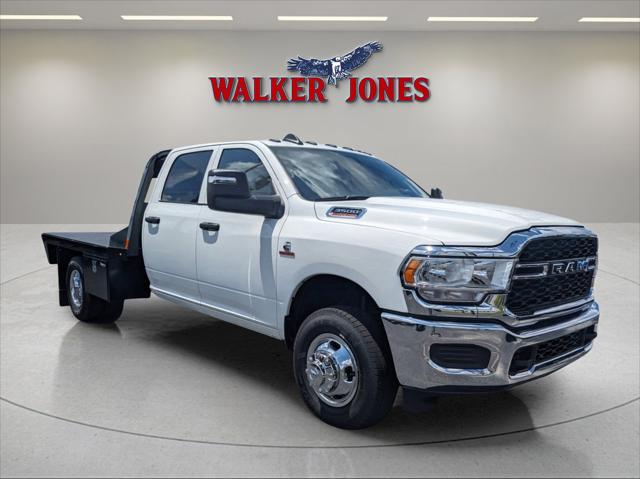 2024 RAM Ram 3500 Chassis Cab RAM 3500 TRADESMAN CREW CAB CHASSIS 4X4 60 CA