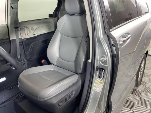 2021 Toyota Sienna XLE