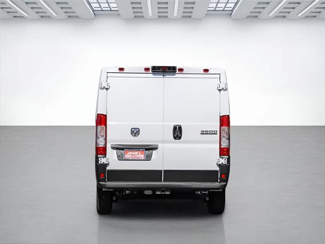 2024 RAM Ram ProMaster RAM PROMASTER 3500 TRADESMAN CARGO VAN LOW ROOF 136 WB
