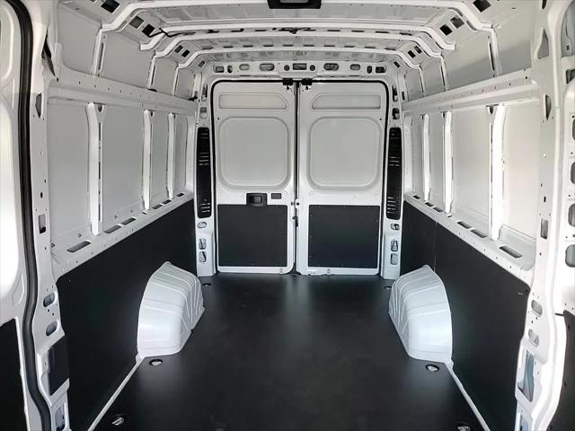2024 Ram ProMaster Cargo Van SLT+ High Roof 159" WB EXT