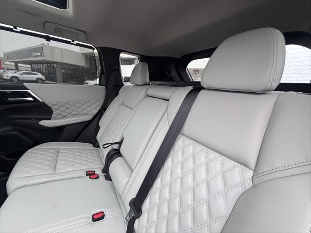 2024 Mitsubishi Outlander PHEV SEL Platinum Edition