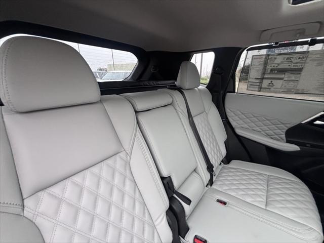 2024 Mitsubishi Outlander PHEV SEL Platinum Edition